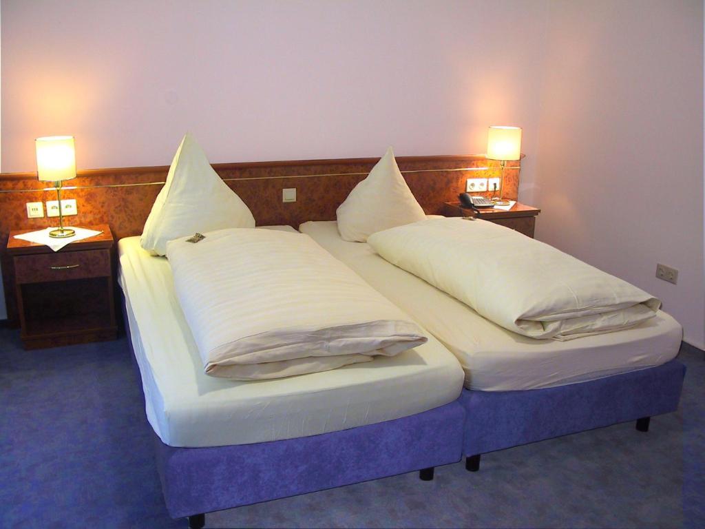 City Hotel Kassel Room photo