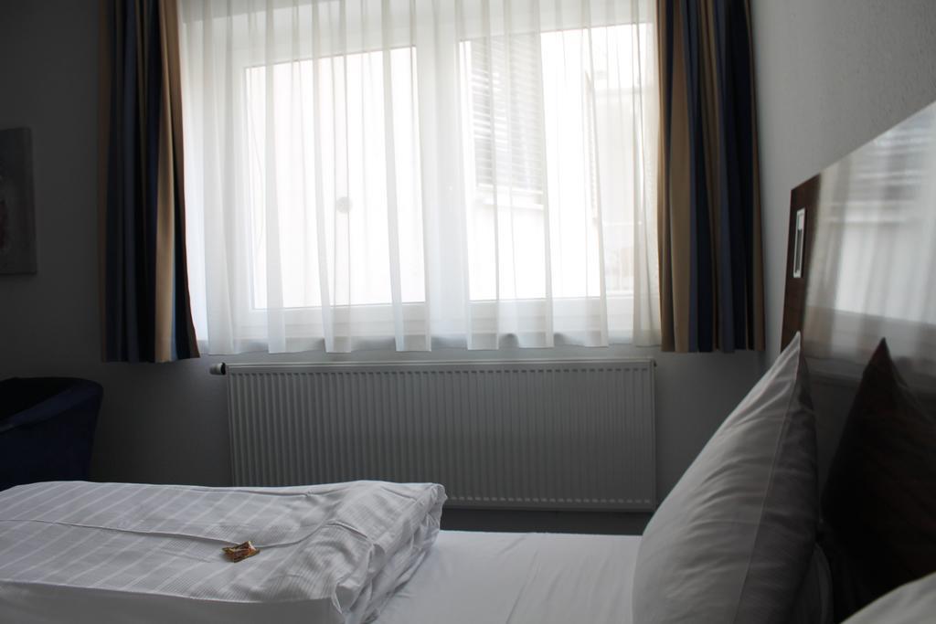 City Hotel Kassel Room photo
